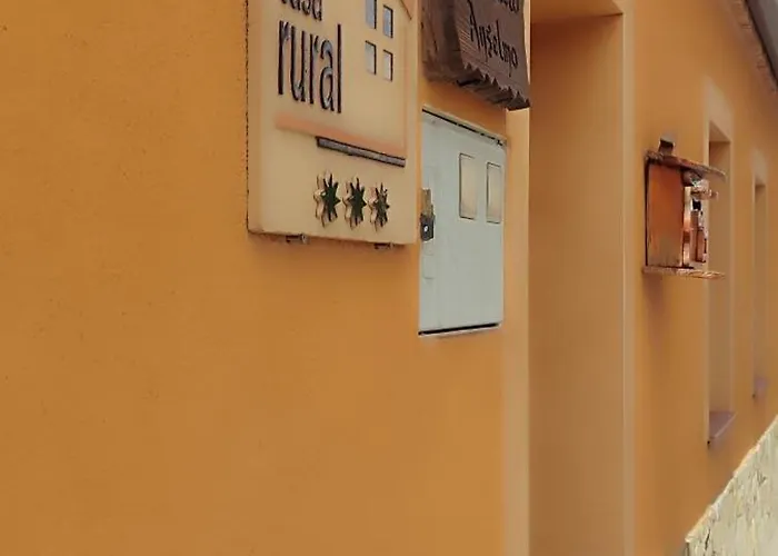 El Abuelo Anselmo Segovia